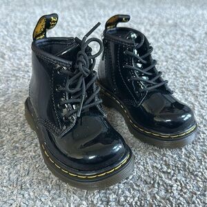 Toddler doc martens, size 5